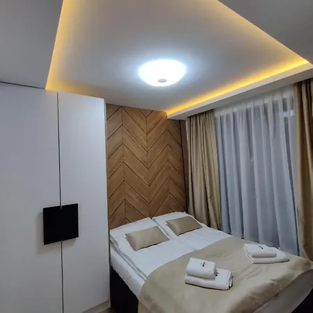 Sky Lux Apartamento *